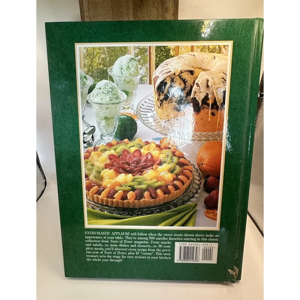 1999 Taste of Home Annual Recipes - Hardcover By Julie Schnittka Hard Cover